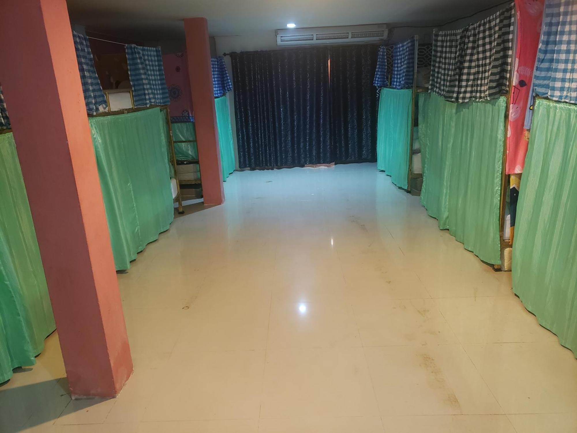 Hostel Lucky Dorm Phi Phi Don Exteriér fotografie